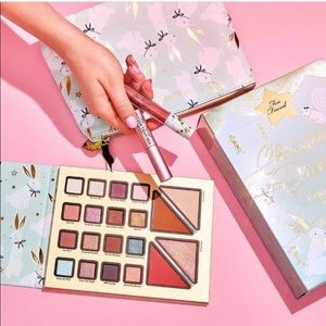 Too Faced limited edition “Christmas Dreams”